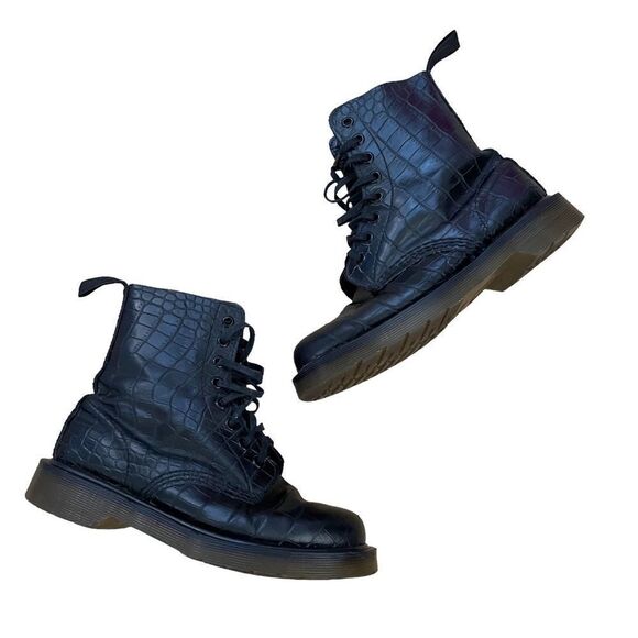 Dr. Martens Black Pascal Croco Embossed Boots ~ Size US 6 - Picture 11 of 12